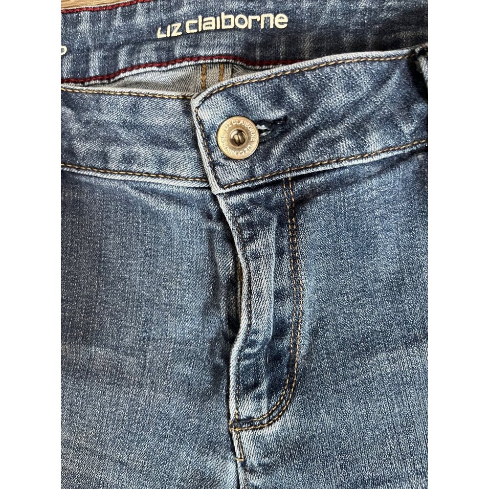 Liz Claiborne Boyfriend Skinny Jeans Size 10 Medium Wash Denim Casual Wear - Picture 3 of 4